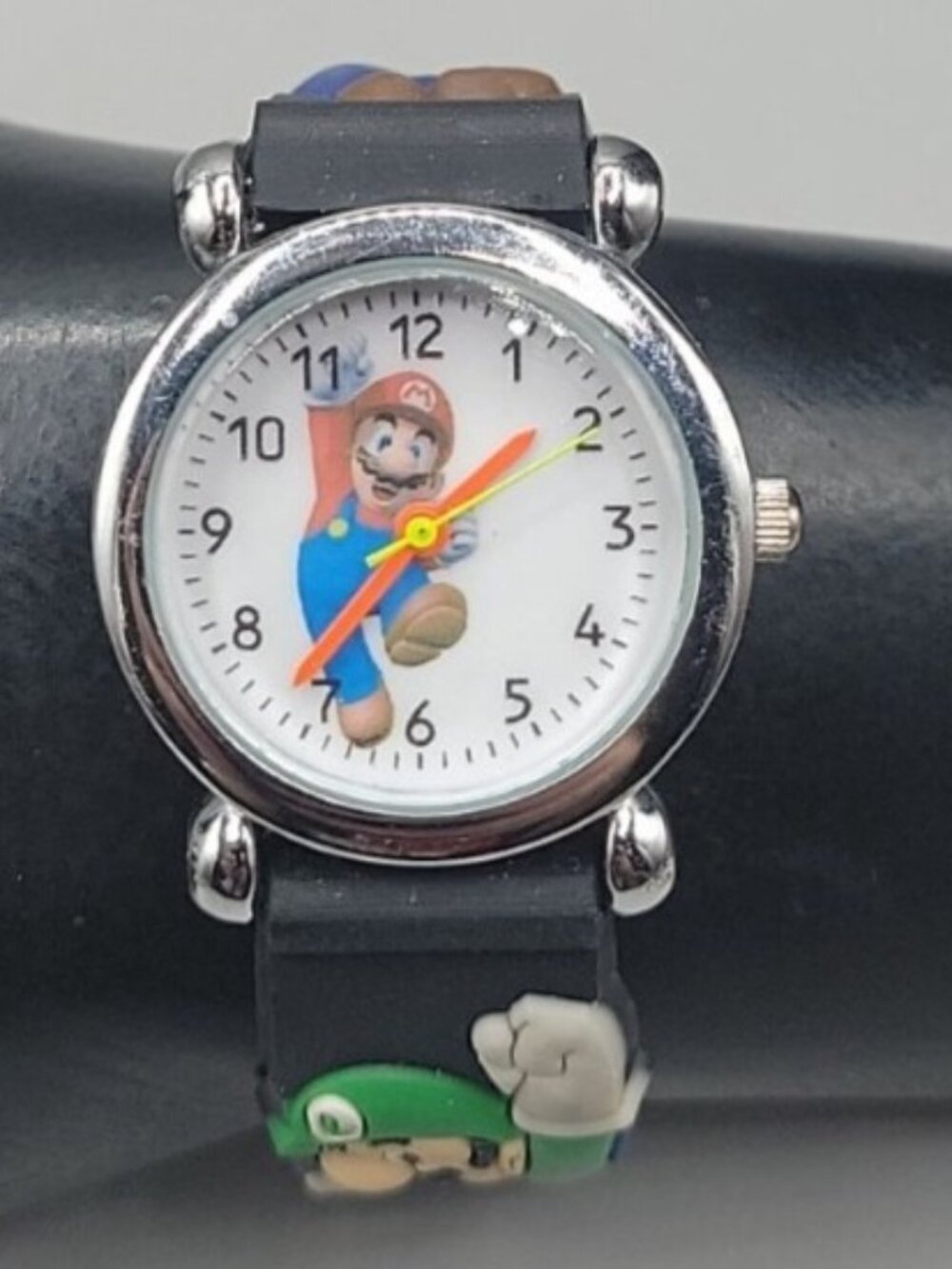 Vintage Super Mario Brothers Quartz Watch 6.75" Silicone Band New Battery Runs